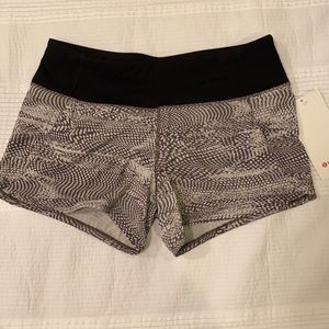 RUN TIMES SHORT II LIMITED SIZE 4 NEW 🚨FREE SHIP